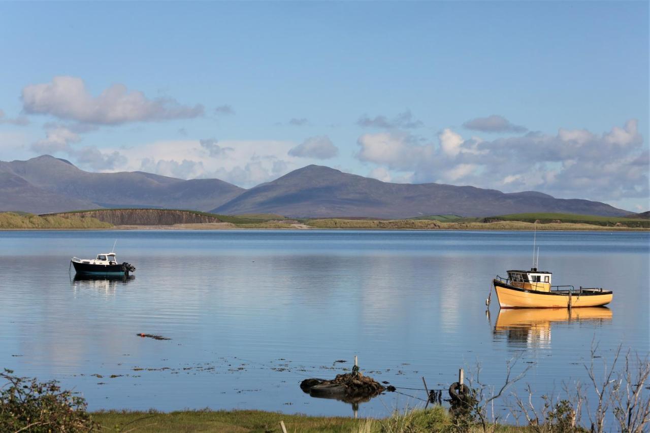 An Nead Beag Only 2 Miles From Louisburgh Villa Exteriör bild